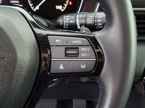 Certified 2025 Honda Pilot Touring image 25