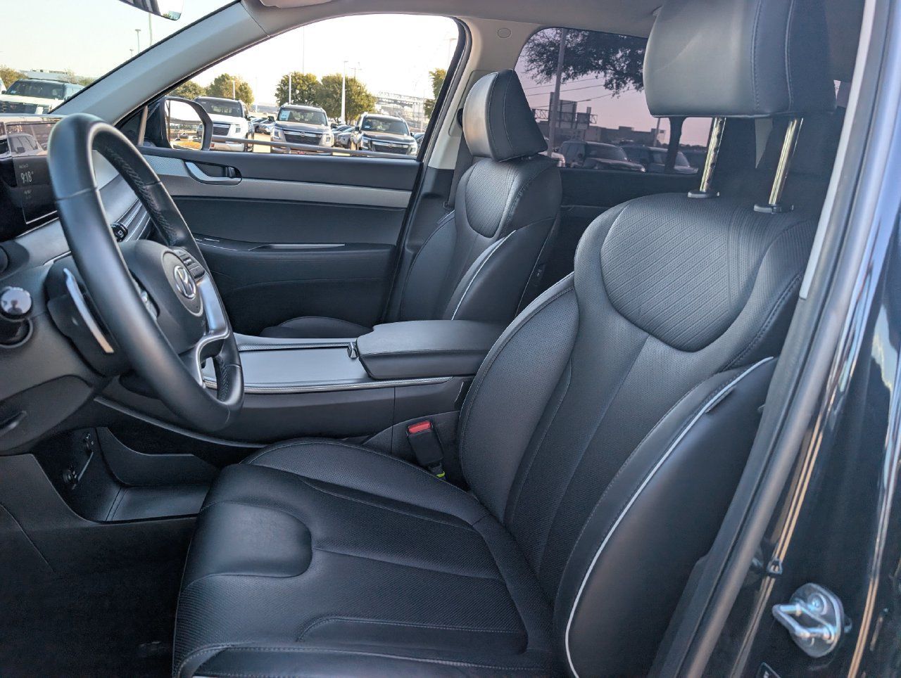Used 2025 Hyundai Palisade SEL FWD image 26