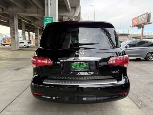 Used 2014 INFINITI QX80 4WD w/ Theater Package image 7