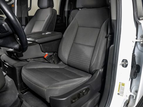 Used 2024 Chevrolet Silverado 2500 LT AWD/4WD image 29