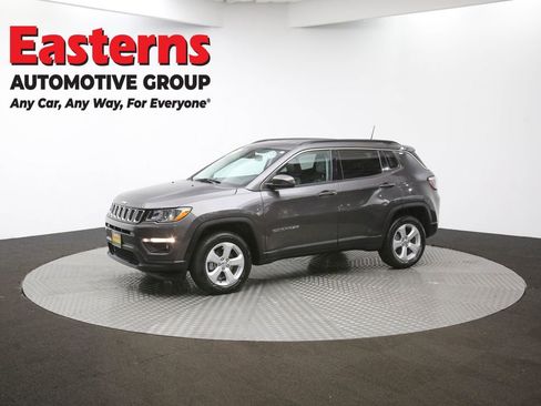 Used 2021 Jeep Compass Latitude w/ Driver Assistance Group image 55