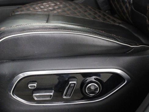 Used 2021 Jeep Grand Cherokee L Summit w/ Advanced Protech Group IV image 25