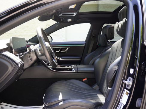 Used 2023 Mercedes-Benz S 500 4MATIC image 14