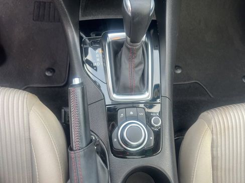 Used 2016 MAZDA MAZDA3 i Touring image 21