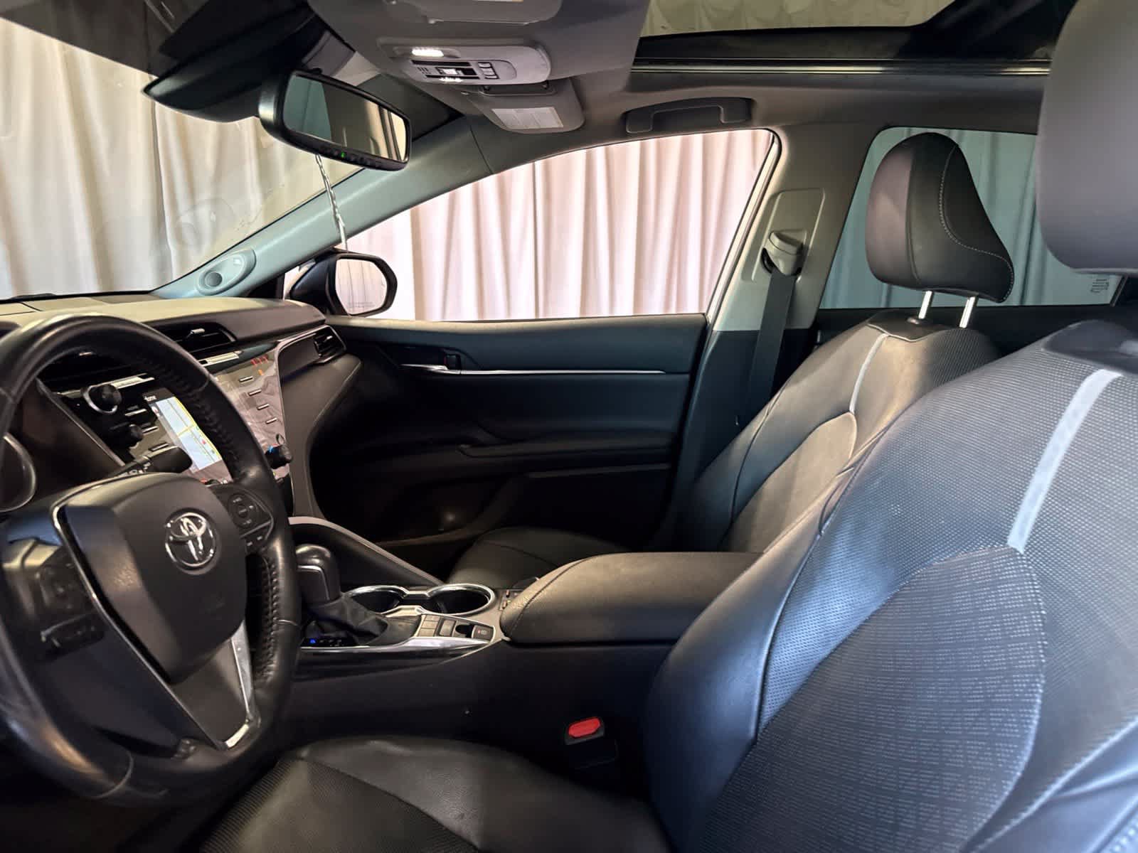 Used 2020 Toyota Camry XSE w/ Driver Assist Package FWD image 19