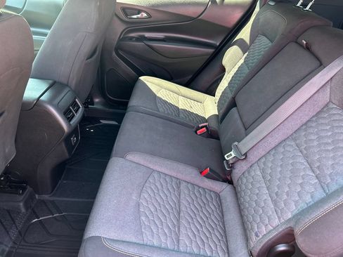 Used 2019 Chevrolet Equinox LT FWD image 13