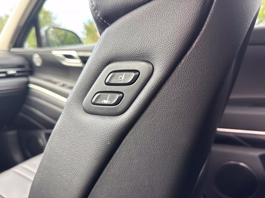 Used 2026 Genesis GV80 2.5T AWD/4WD image 43