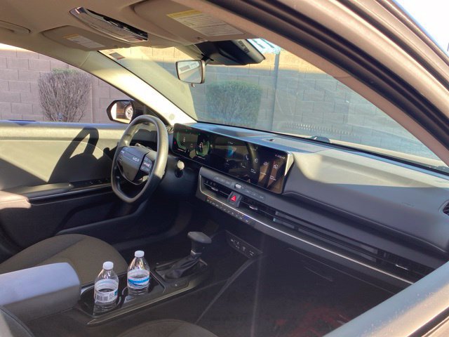 Used 2025 Kia K4 FWD image 5