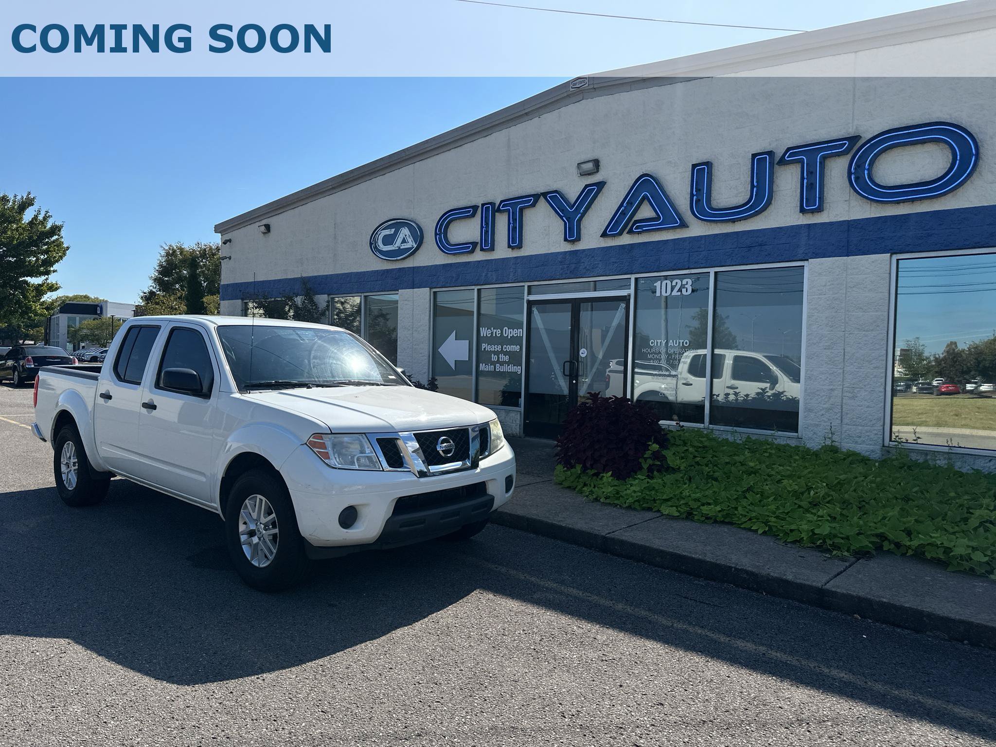 Used 2019 Nissan Frontier SV RWD image 1