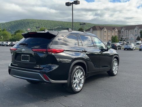 Used 2022 Toyota Highlander Limited AWD/4WD image 7