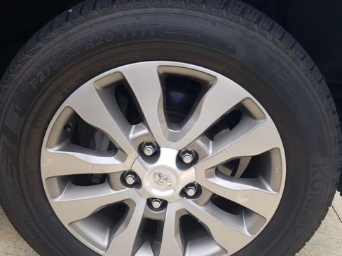 Used 2010 Toyota Sequoia Limited RWD image 24