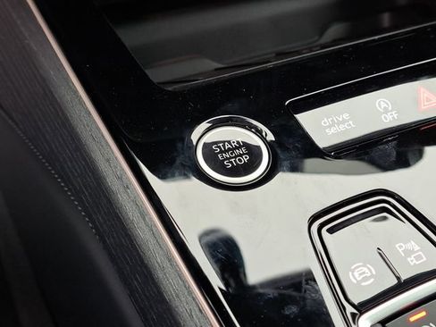 New 2026 Audi A6 Premium Plus AWD/4WD image 11