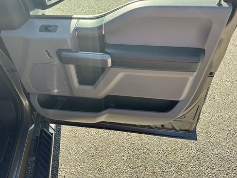 Used 2020 Ford F150 XLT w/ Equipment Group 302A Luxury image 14