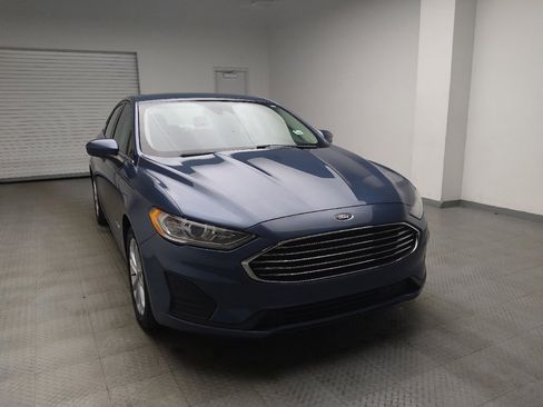 Used 2019 Ford Fusion SE image 14