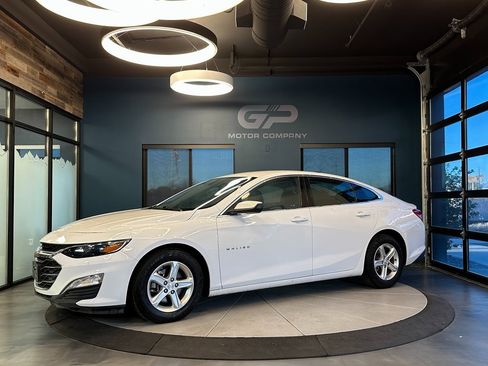 Used 2021 Chevrolet Malibu LS image 7