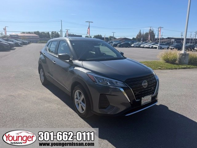 Certified 2025 Nissan Kicks Play S FWD image 1