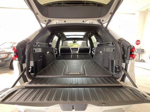 New 2026 BMW X5 sDrive40i image 31
