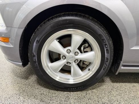 Used 2007 Ford Mustang GT RWD image 29