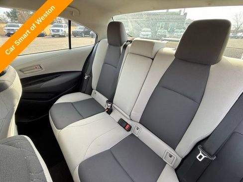 Used 2023 Toyota Corolla LE FWD image 25