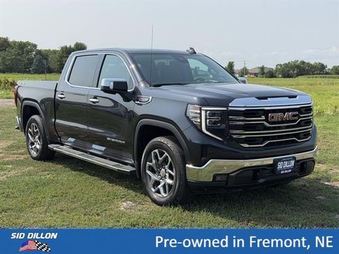 Certified 2022 GMC Sierra 1500 SLT w/ SLT Premium Plus Package AWD/4WD image 2