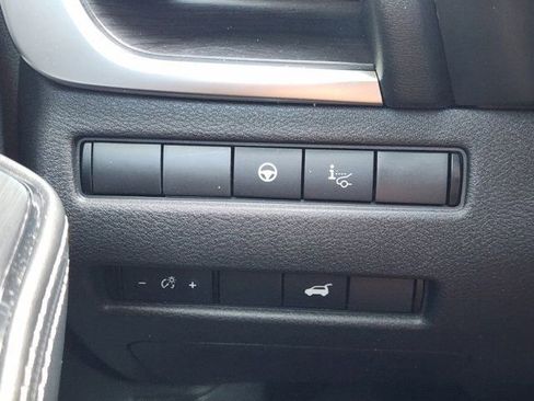 Used 2021 Nissan Rogue Platinum image 24