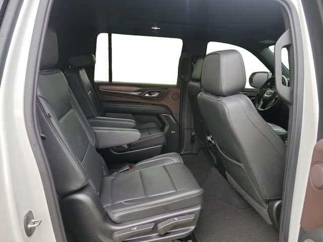 Used 2022 GMC Yukon XL Denali RWD image 34