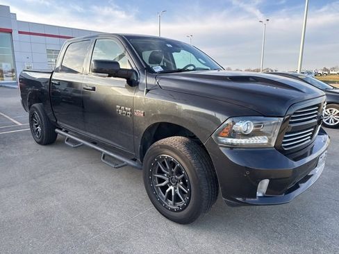 Used 2016 RAM 1500 Sport w/ Black Ram 1500 Sport Group image 13
