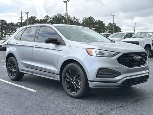 Certified 2023 Ford Edge SE w/ Black Appearance Package AWD/4WD image 31