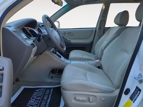 Used 2007 Toyota Highlander Sport image 11