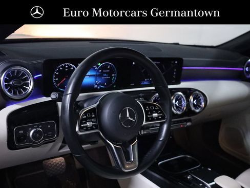 Used 2023 Mercedes-Benz CLA 250 4MATIC image 41
