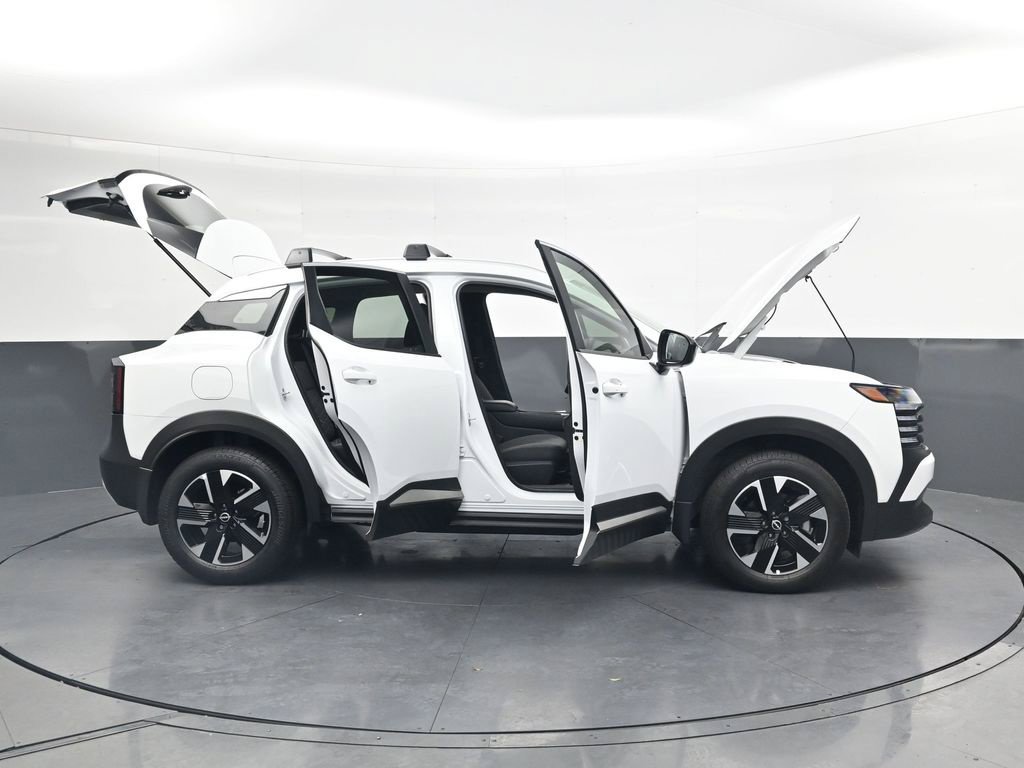 Certified 2026 Nissan Kicks SV w/ Cold Weather Package AWD/4WD image 43