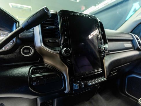 Used 2020 RAM 2500 Laramie AWD/4WD image 12