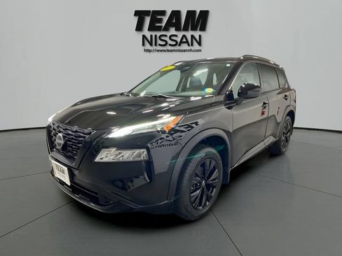 Certified 2023 Nissan Rogue SV w/ SV Premium B Package AWD/4WD image 3