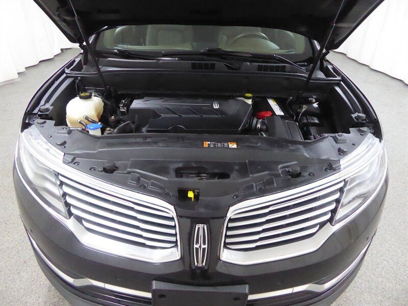 Used 2016 Lincoln MKX Reserve w/ Luxury Package AWD/4WD image 34