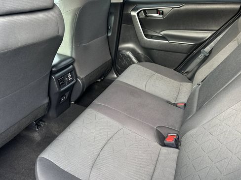 Used 2023 Toyota RAV4 XLE FWD image 11