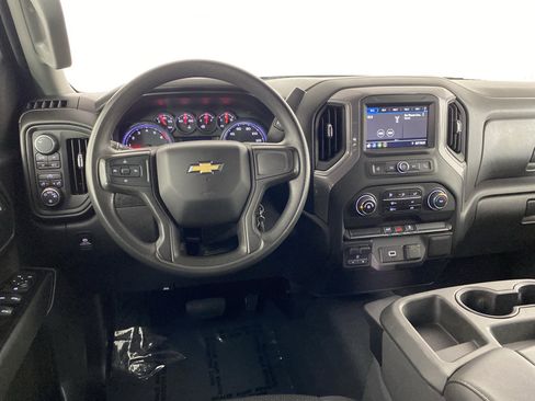 Used 2019 Chevrolet Silverado 1500 Custom w/ Custom Convenience Package image 15