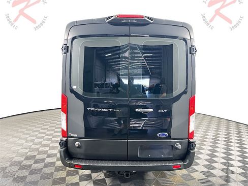 Used 2019 Ford Transit 350 XLT image 6