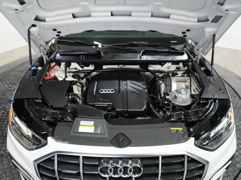 Used 2023 Audi Q5 2.0T Premium w/ Convenience Package AWD/4WD image 40