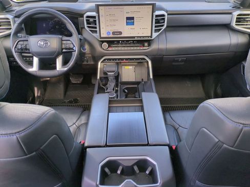 Used 2024 Toyota Sequoia Platinum image 18