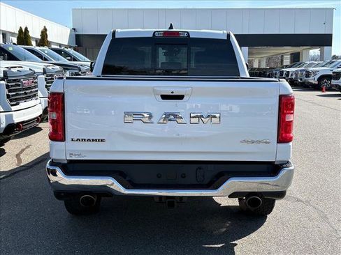 Used 2025 RAM 1500 Laramie image 5