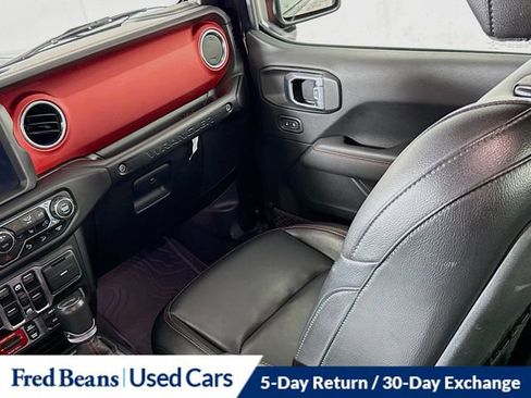 Used 2021 Jeep Wrangler Unlimited Rubicon w/ Dual Top Group image 25