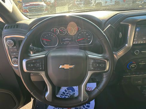 Used 2019 Chevrolet Silverado 1500 LT w/ All-Star Edition image 27