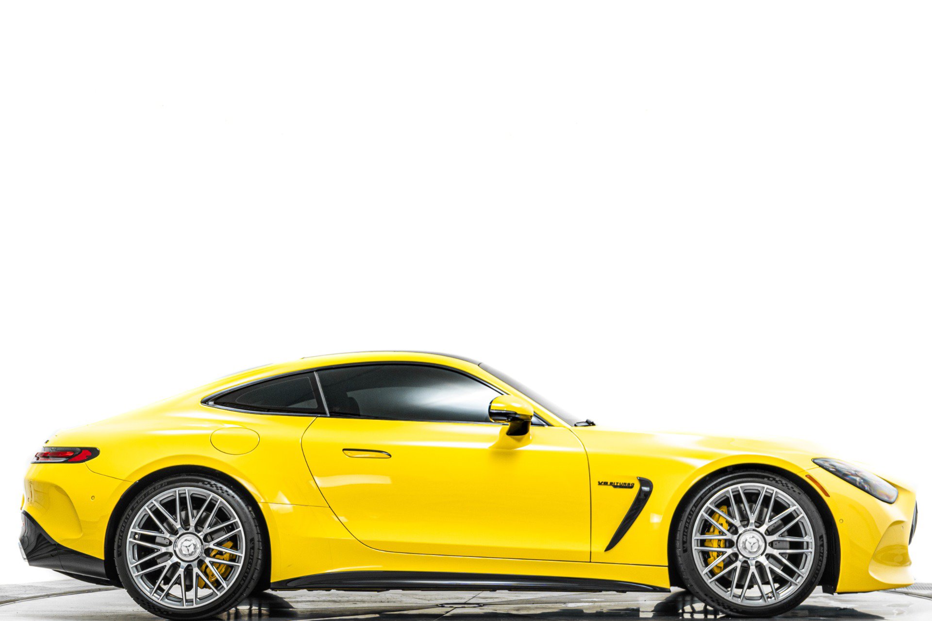Used 2024 Mercedes-Benz AMG GT 63 image 2
