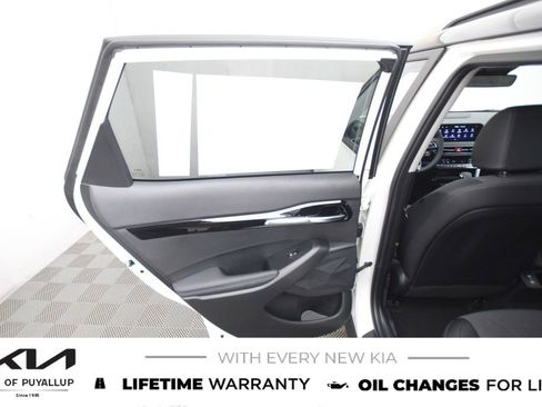 New 2026 Kia Seltos S image 11