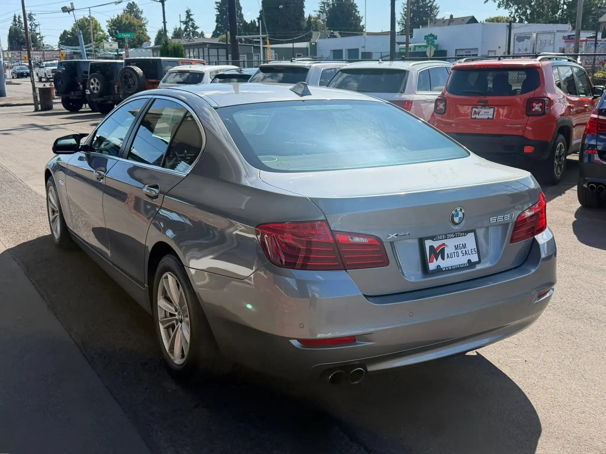 Used 2016 BMW 528i xDrive Sedan AWD/4WD image 7