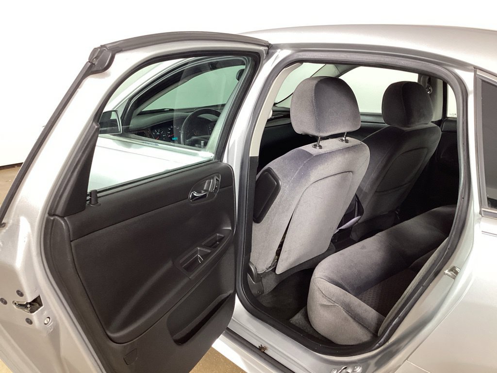 Used 2013 Chevrolet Impala LS FWD image 27