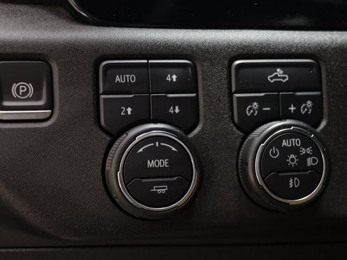 Certified 2024 Chevrolet Silverado 1500 RST w/ Z71 Off-Road Package image 7