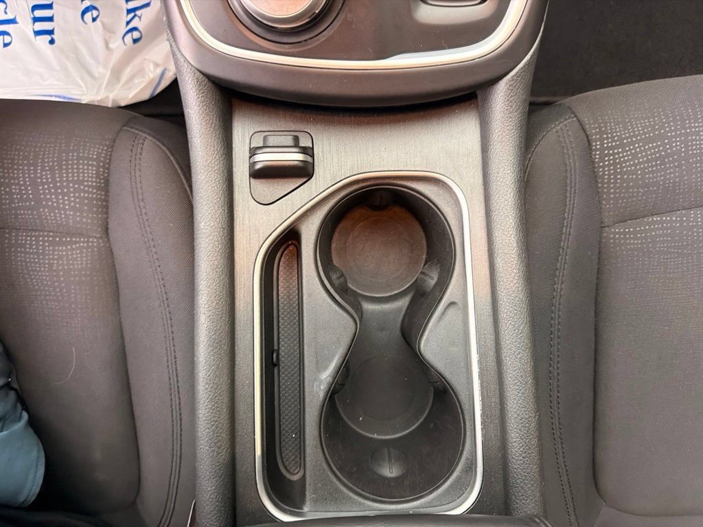 Used 2015 Chrysler 200 Limited w/ Convenience Group FWD image 25
