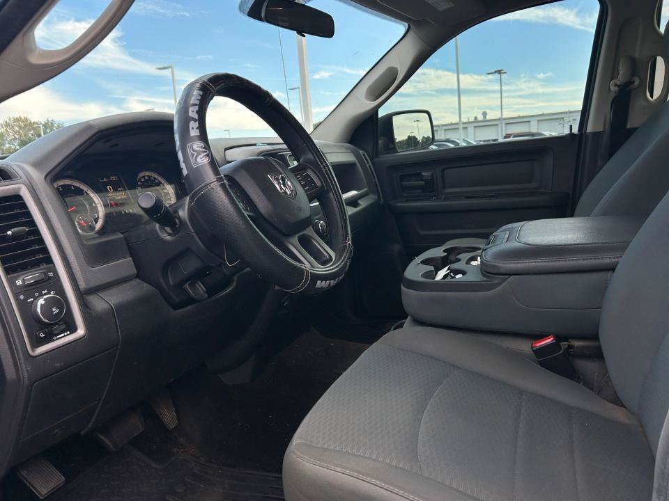 Used 2017 RAM 1500 Express AWD/4WD image 34