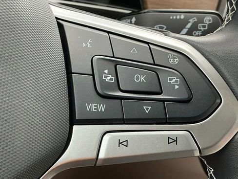 Certified 2025 Volkswagen Atlas SE w/ Panoramic Sunroof Package FWD image 31
